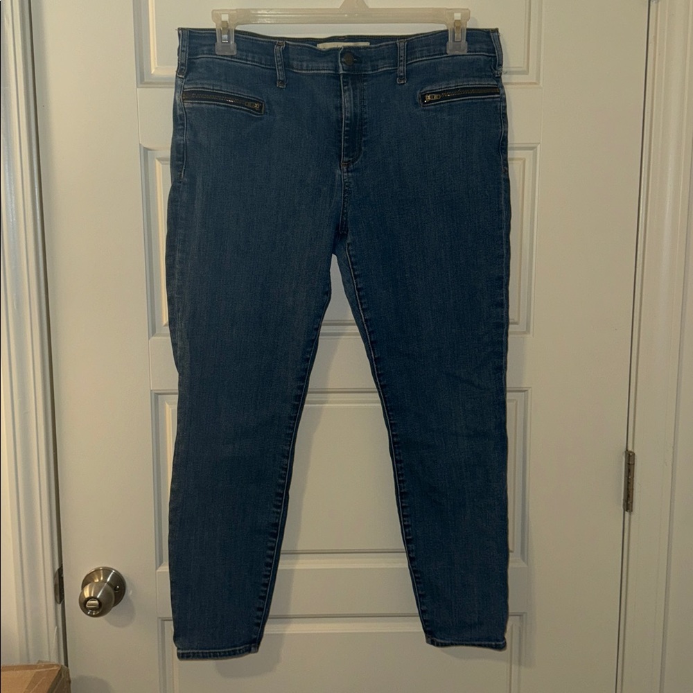 Gap Jeans - Picture 2 of 5